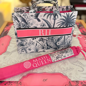 The Tiger Toile Signature Set