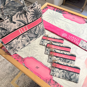 The Tiger Toile Signature Set