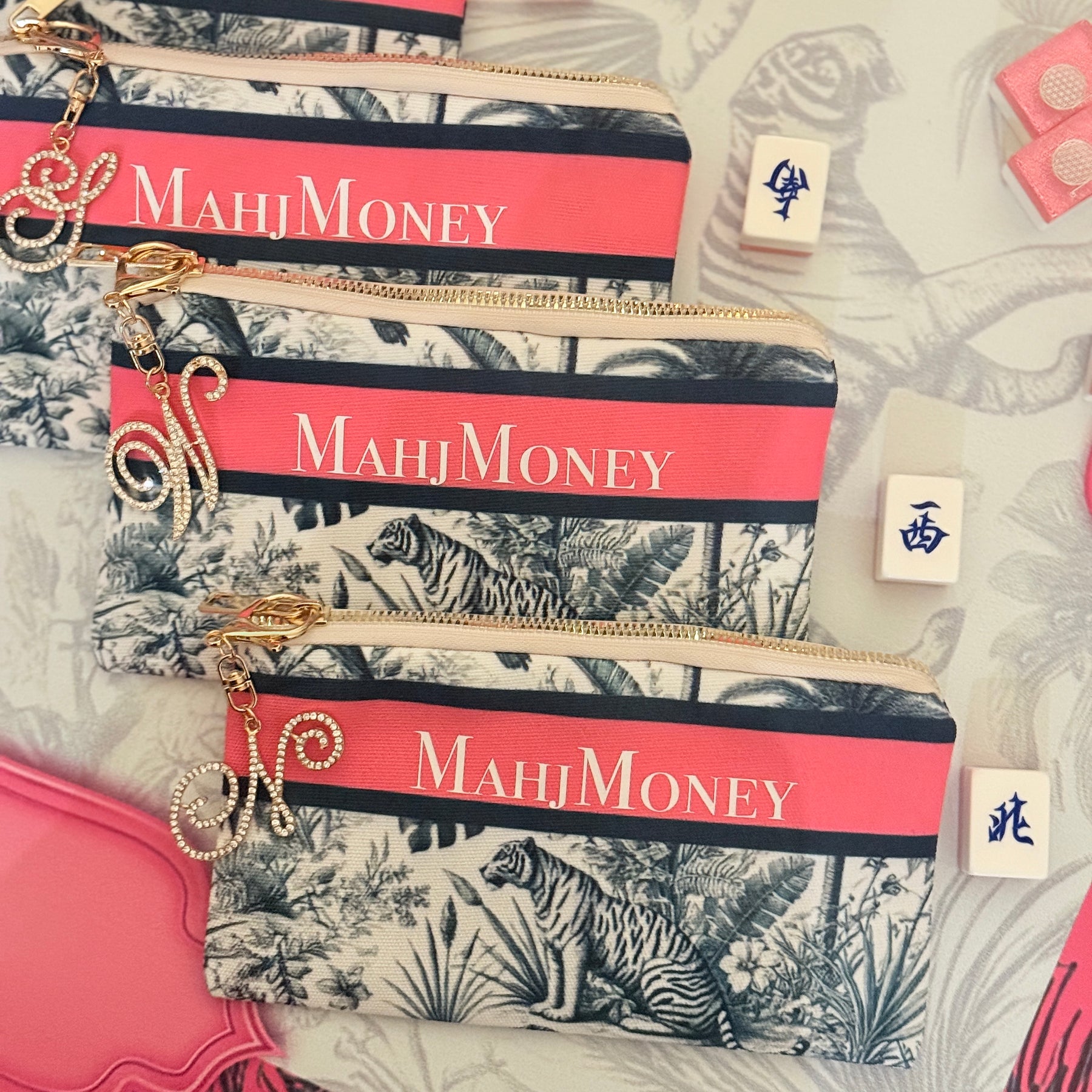 The Tiger Toile Signature Set